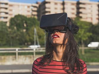 Virtual reality occulus rift_crop